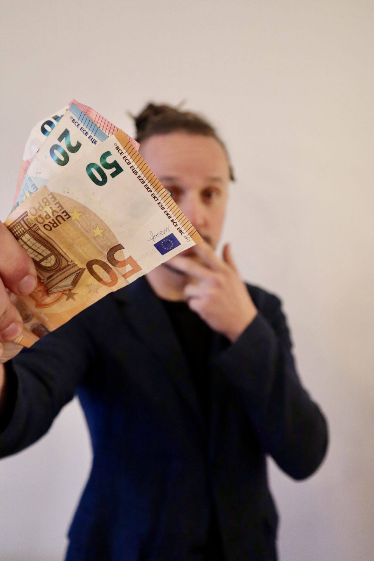 Sebastian Winkler zeigt wie ChatGPT bei der Finanzplanung helfen kann